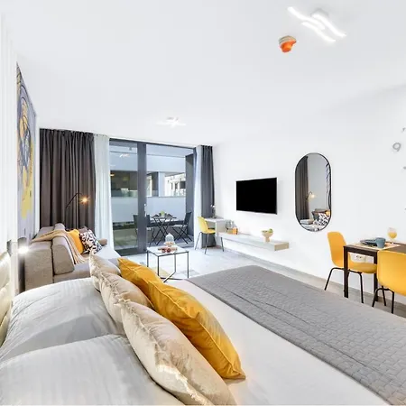 Hica - Cupra * Dubrovnik